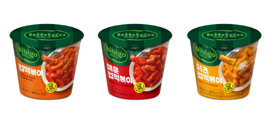 비비고 컵떡볶이 3종 제품 이미지. CJ제일제당 제공